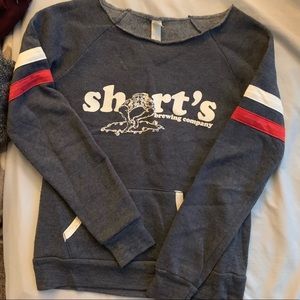 Shorts brewing sweater